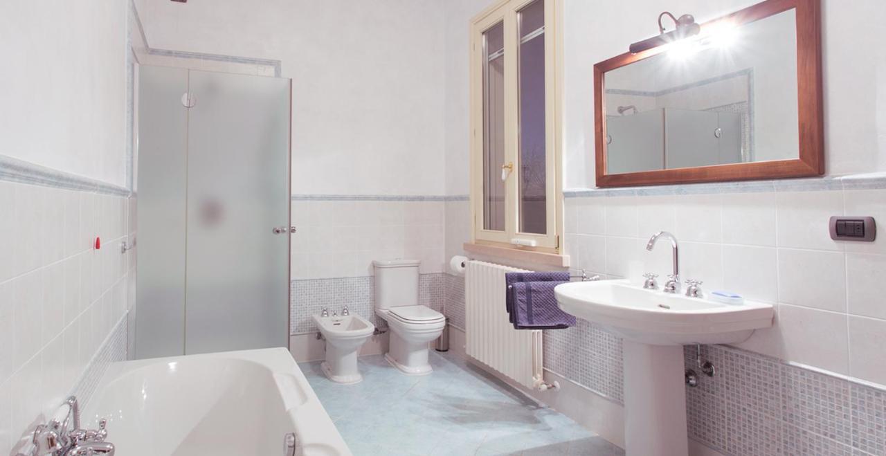 סוזארה B&B Residence Il Ciliegio , Via Villa Superiore 93 Luzzara מראה חיצוני תמונה