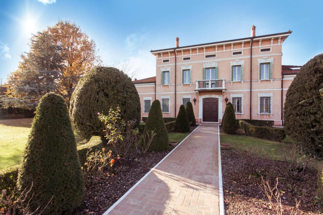 סוזארה B&B Residence Il Ciliegio , Via Villa Superiore 93 Luzzara מראה חיצוני תמונה