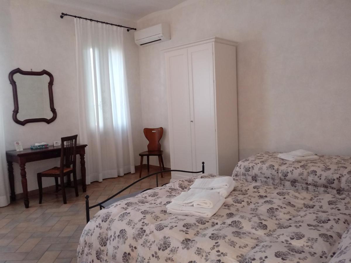 סוזארה B&B Residence Il Ciliegio , Via Villa Superiore 93 Luzzara מראה חיצוני תמונה